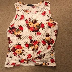 tank top size small in juniors